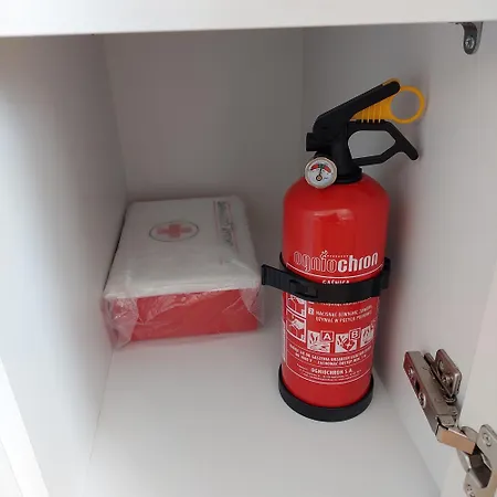 Rondine تيرانا