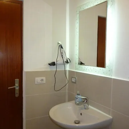 Rondine Apartment Tirana