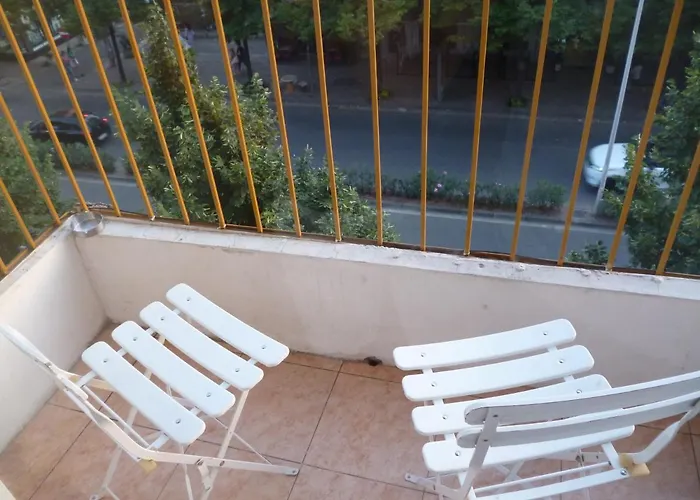 Rondine טיראנה